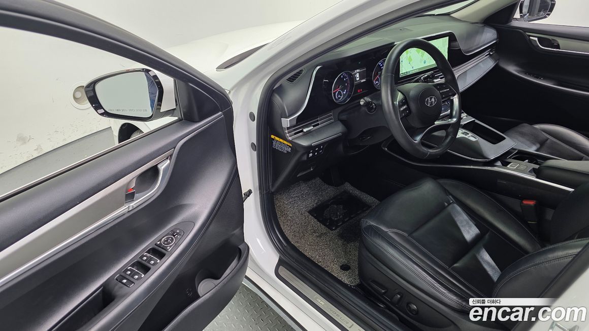 Hyundai Grandeur 2020