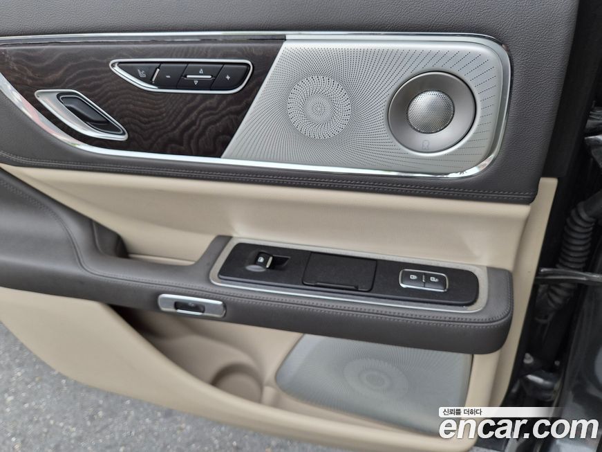 Lincoln Continental 2019