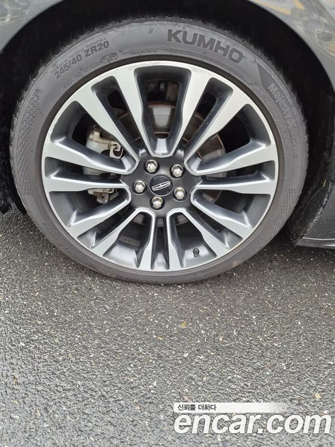 Lincoln Continental 2019