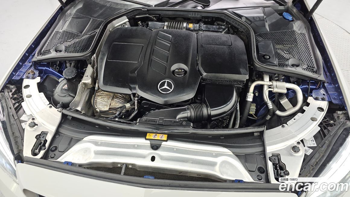 Mercedes-Benz C-Class 2019