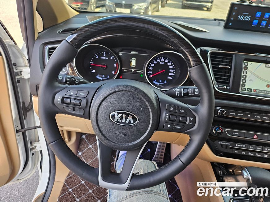 Kia Canival 2019