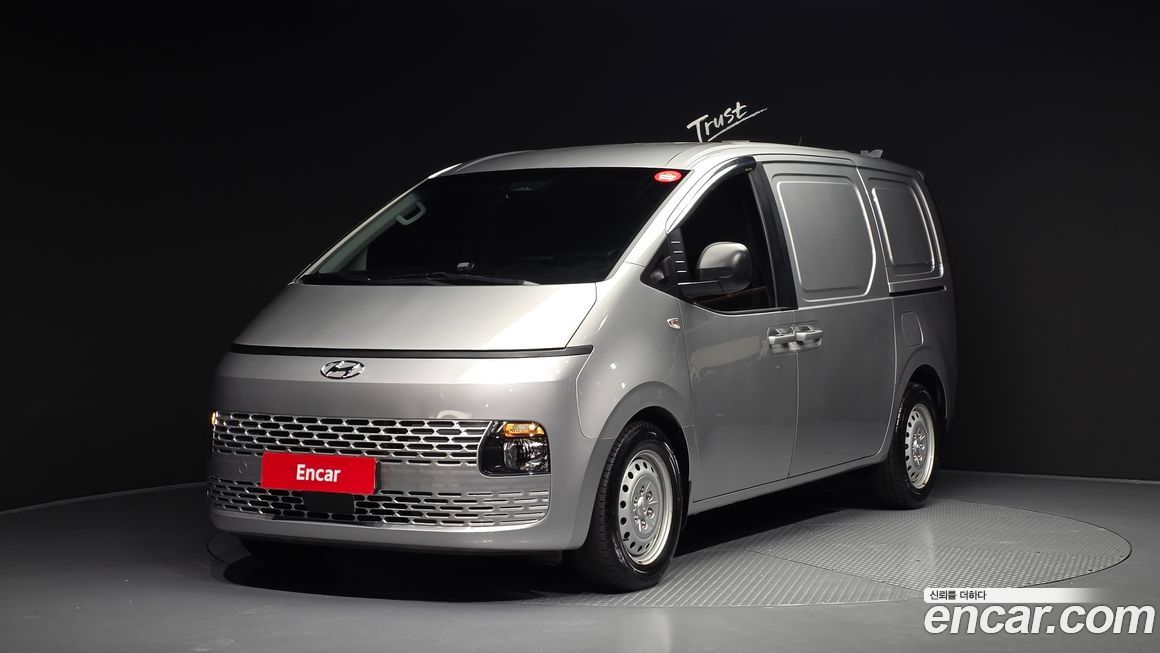 Hyundai Staria 2022