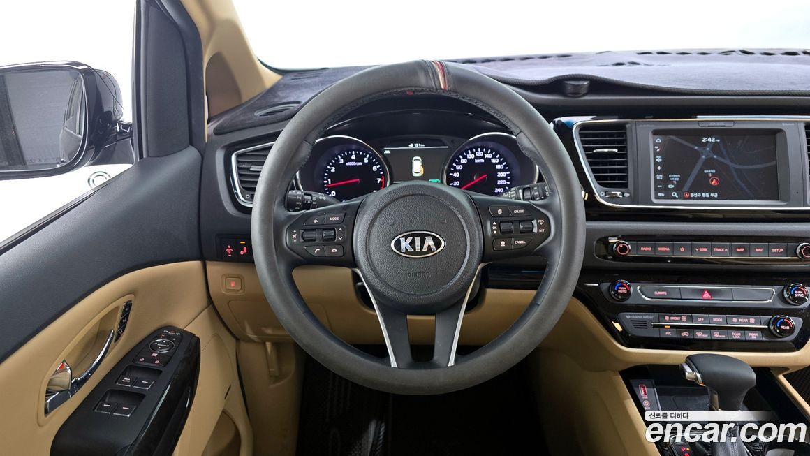 Kia Canival 2019