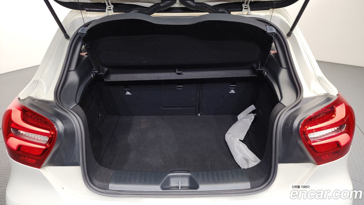 Mercedes-Benz A-Class 2018