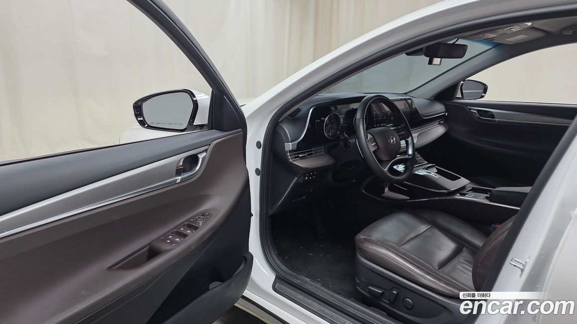 Hyundai Grandeur 2021