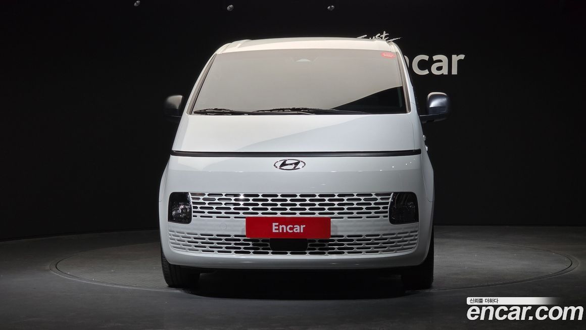 Hyundai Staria 2023
