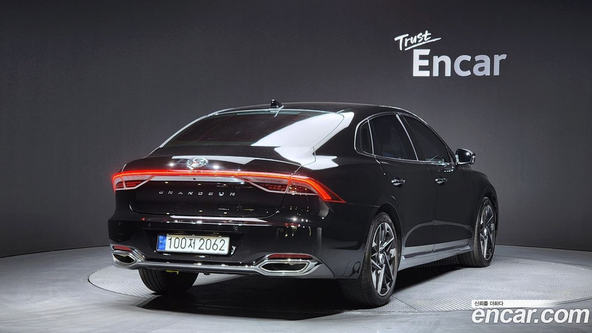 Hyundai Grandeur 2021