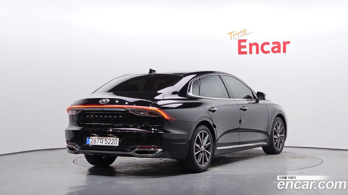 Hyundai Grandeur 2022