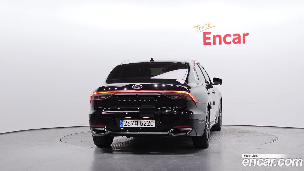 Hyundai Grandeur 2022