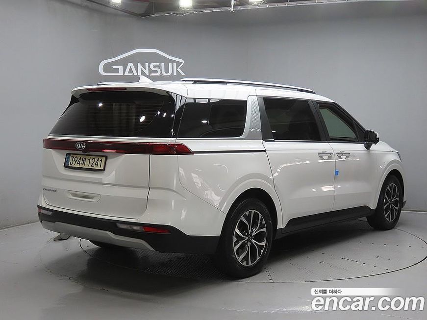 Kia Canival 2021