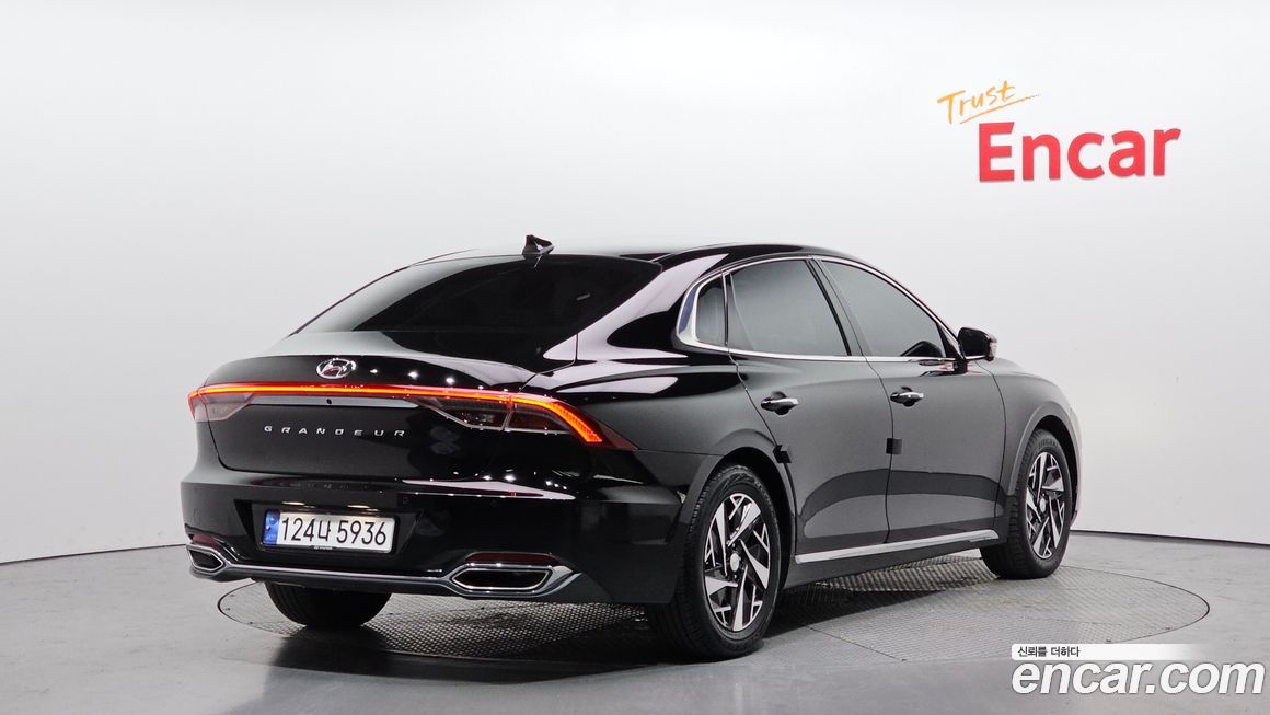 Hyundai Grandeur 2022