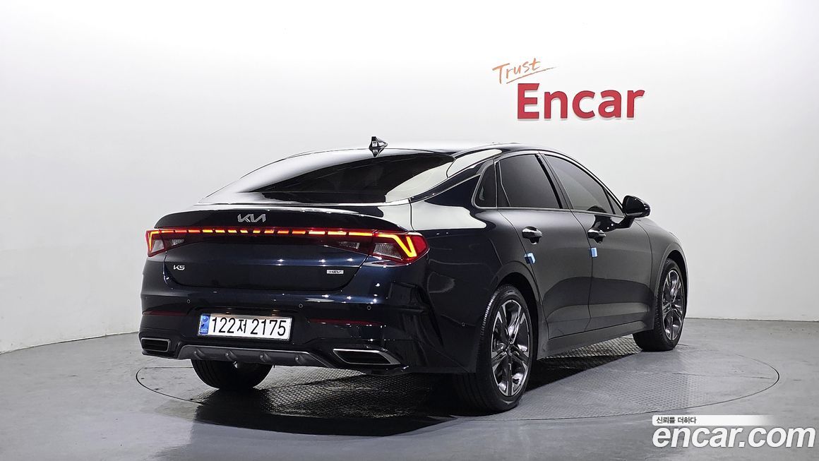 Kia K5 2023