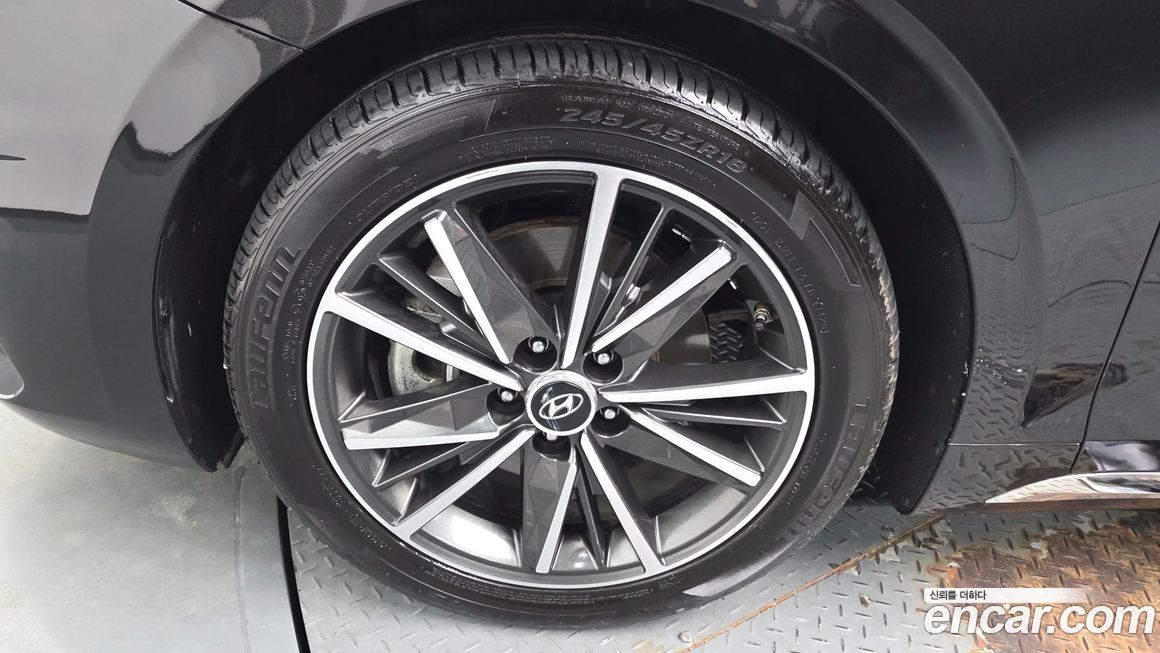 Hyundai Grandeur 2022