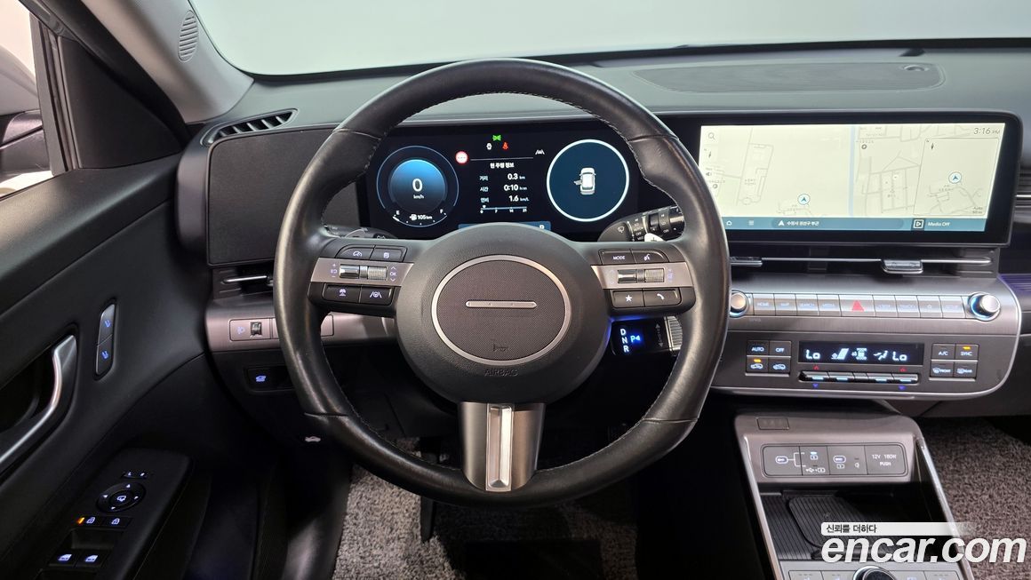 Hyundai Kona 2025