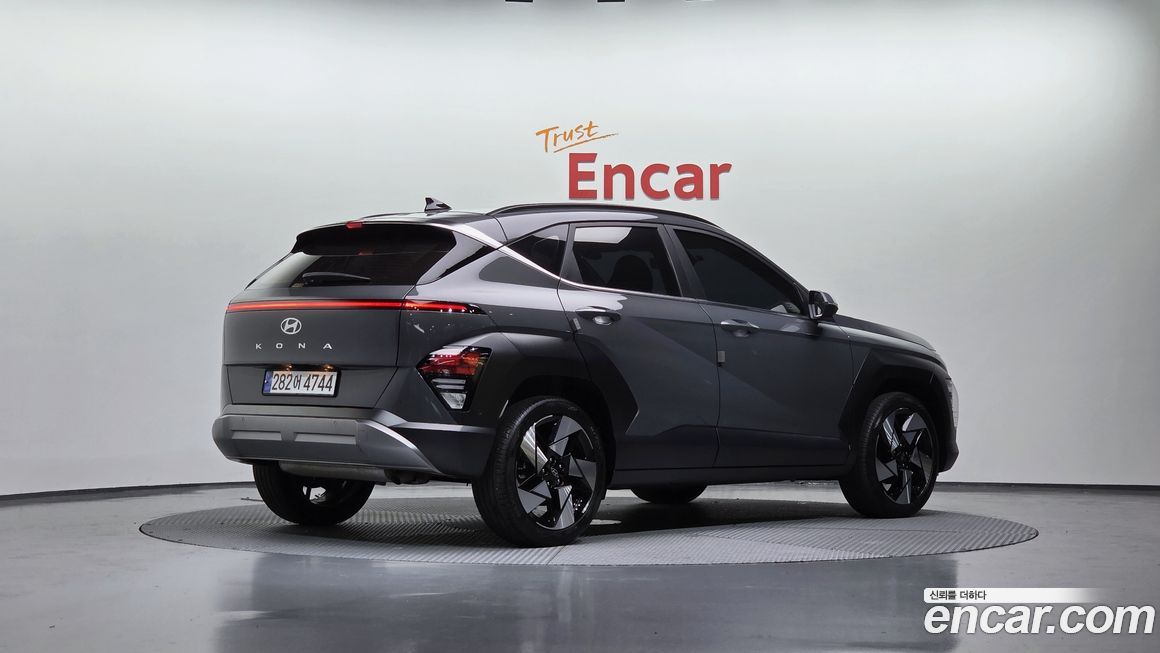 Hyundai Kona 2025