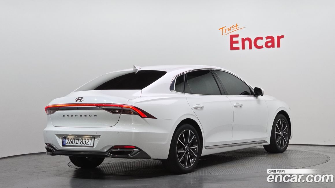 Hyundai Grandeur 2022