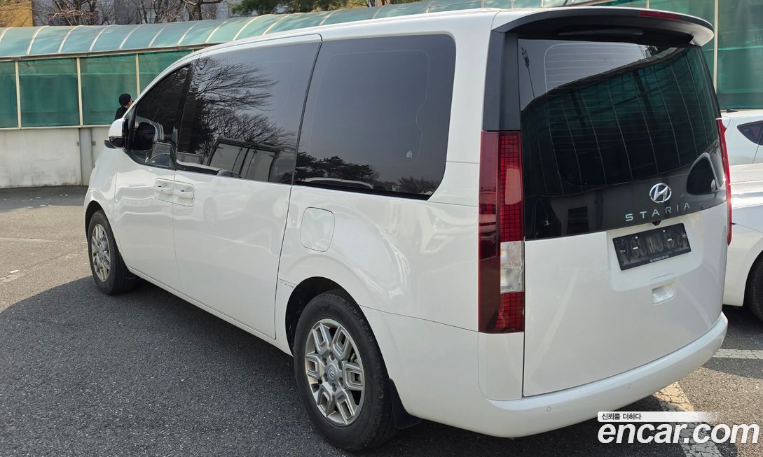 Hyundai Staria 2024