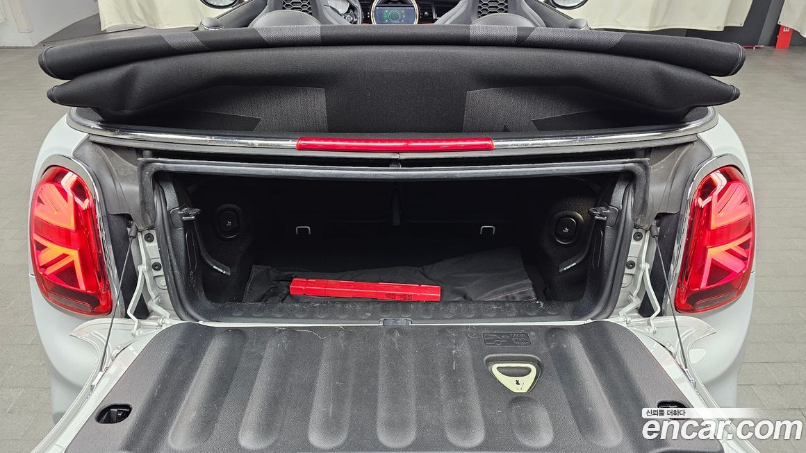 Mini Cooper Convertible 2021