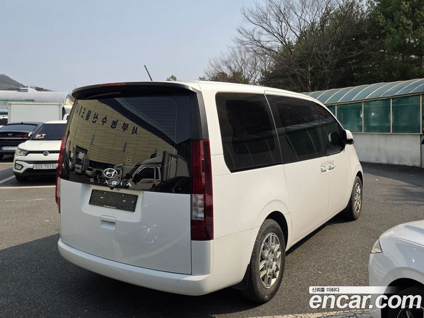 Hyundai Staria 2024