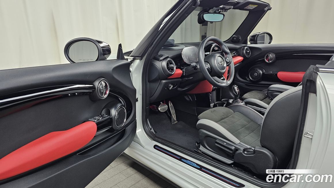 Mini Cooper Convertible 2021