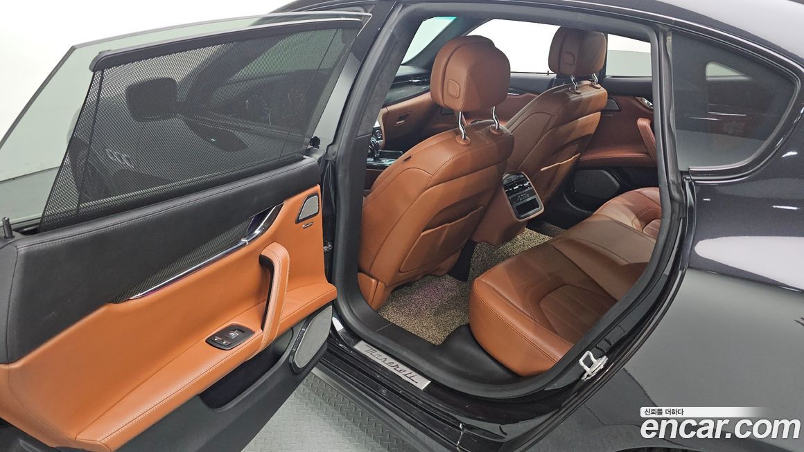 Maserati Quattroporte 2014