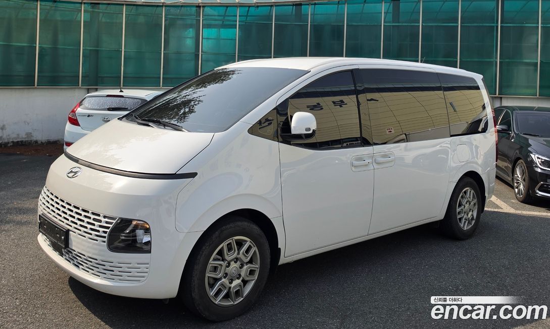 Hyundai Staria 2024
