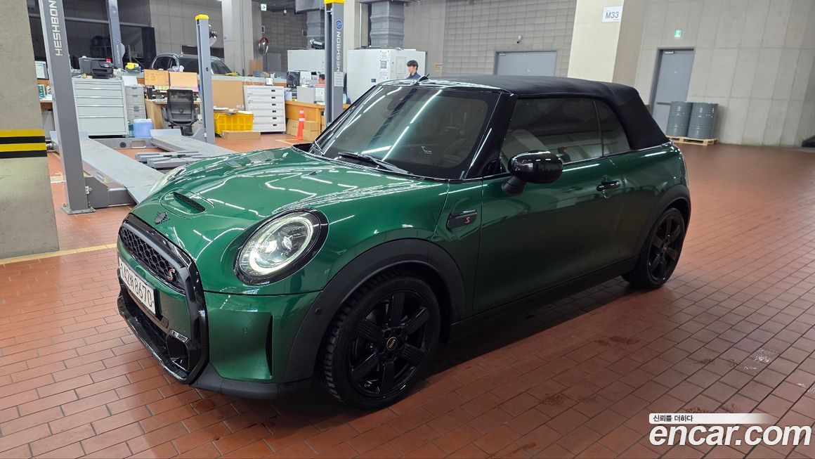 Mini Cooper Convertible 2022