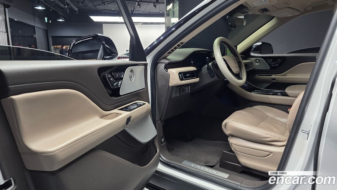 Lincoln Aviator 2021