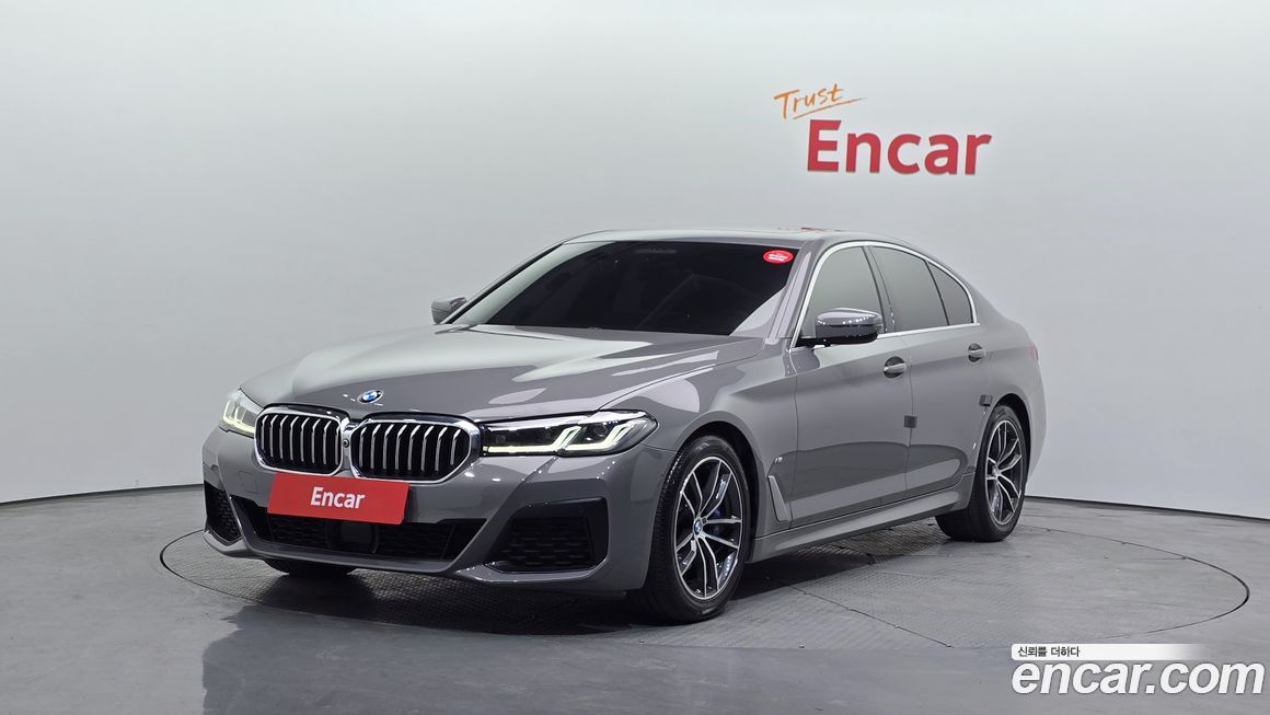 BMW 5-Series 2022