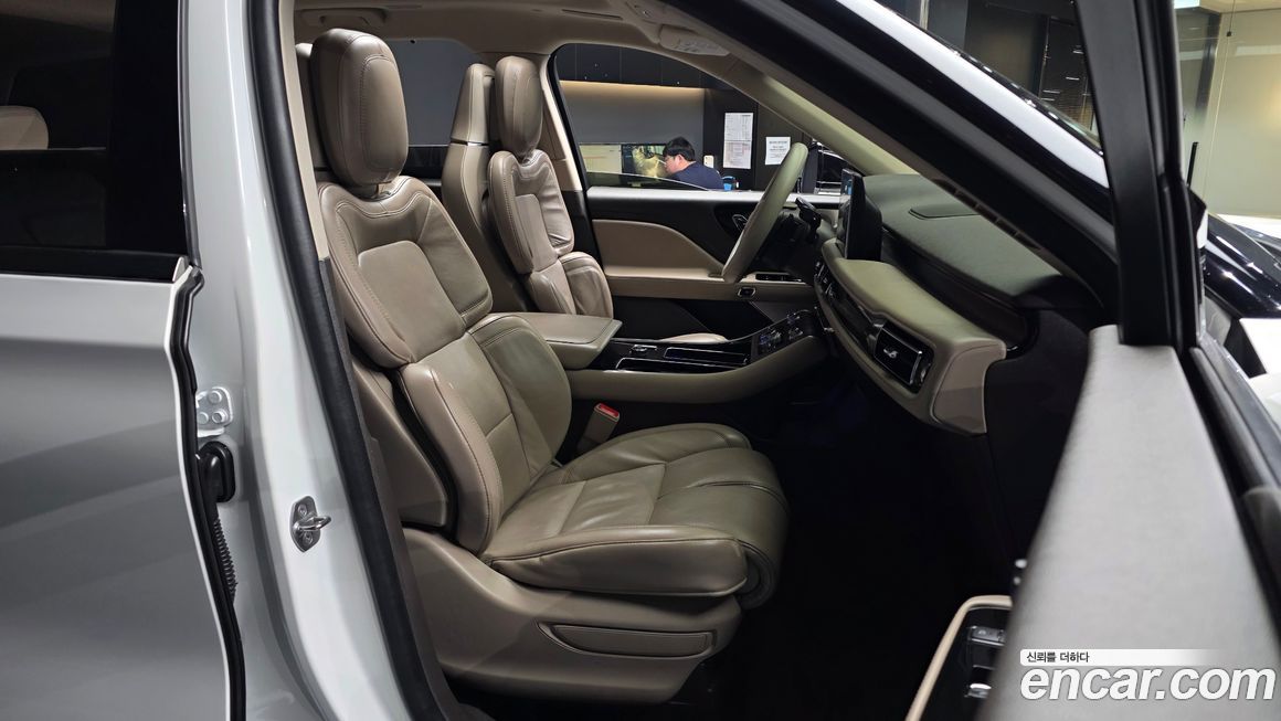 Lincoln Aviator 2021