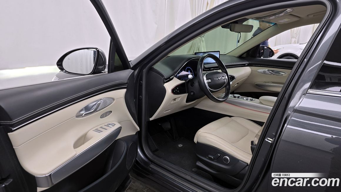 Genesis GV70 2021