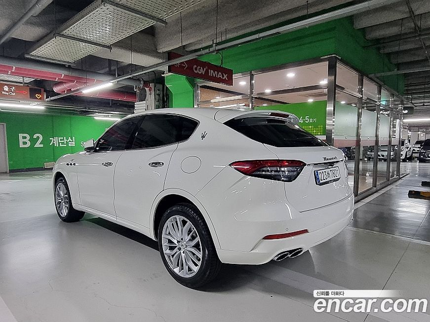 Maserati Levante 2022