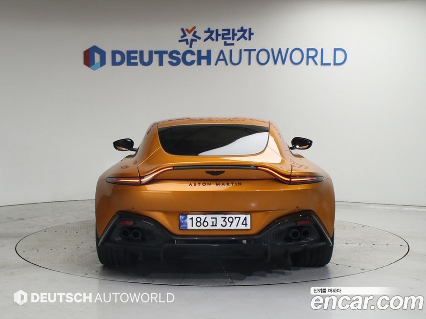 Astonmartin Vantage 2023