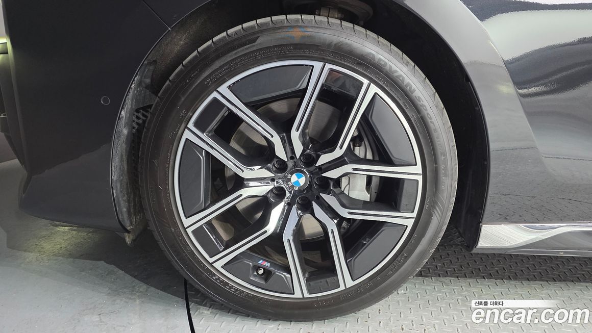 BMW 7-Series 2025