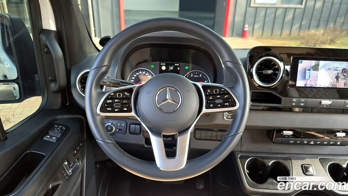 Mercedes-Benz Sprinter 2024