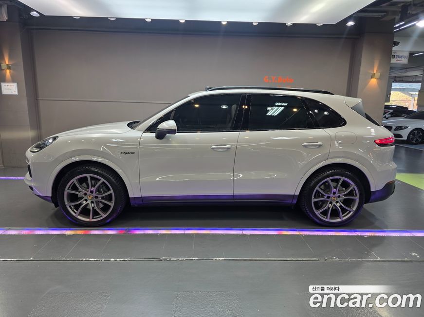 Porsche Cayenne 2023