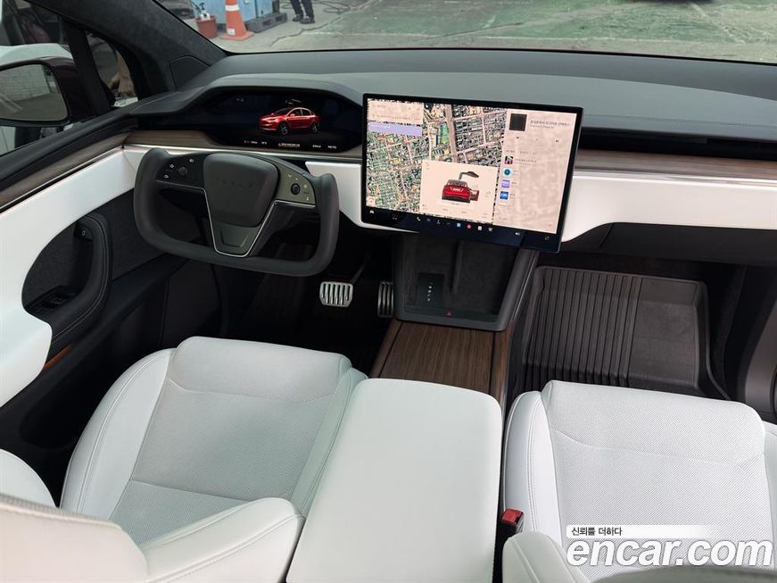 Tesla Model X 2023