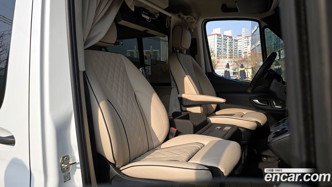 Mercedes-Benz Sprinter 2024