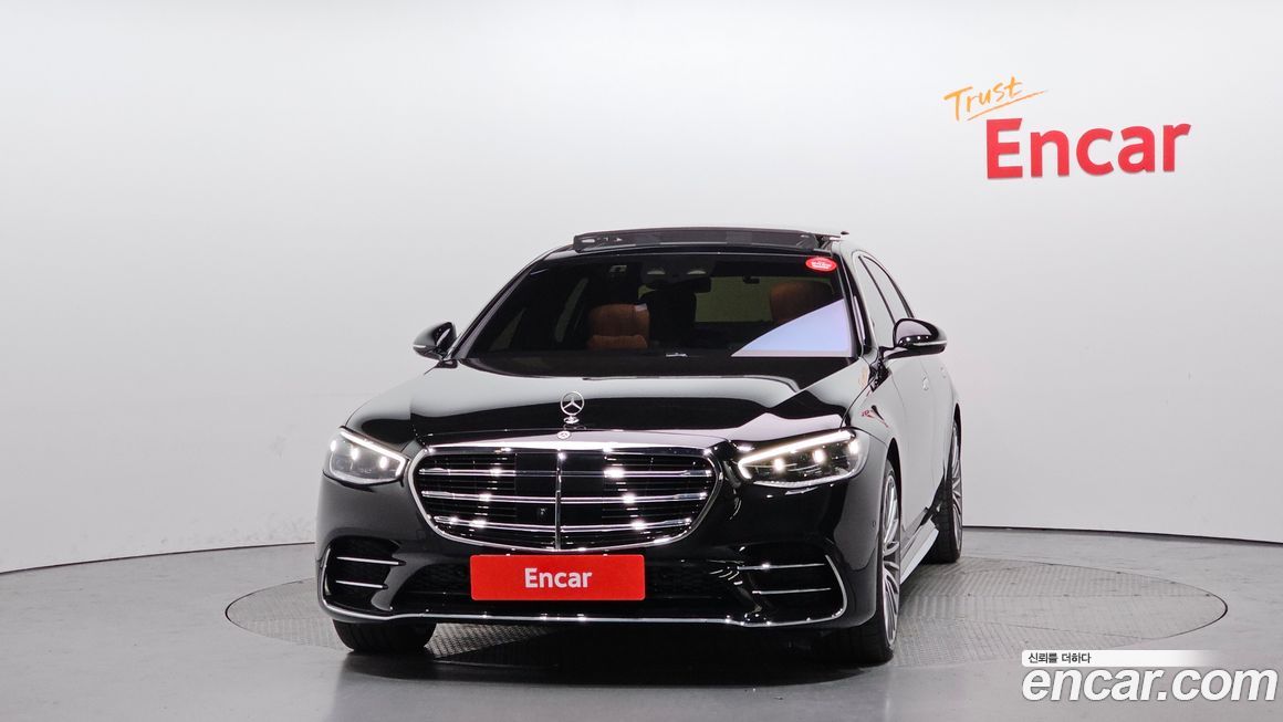 Mercedes-Benz S-Class 2025