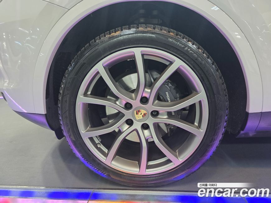 Porsche Cayenne 2023