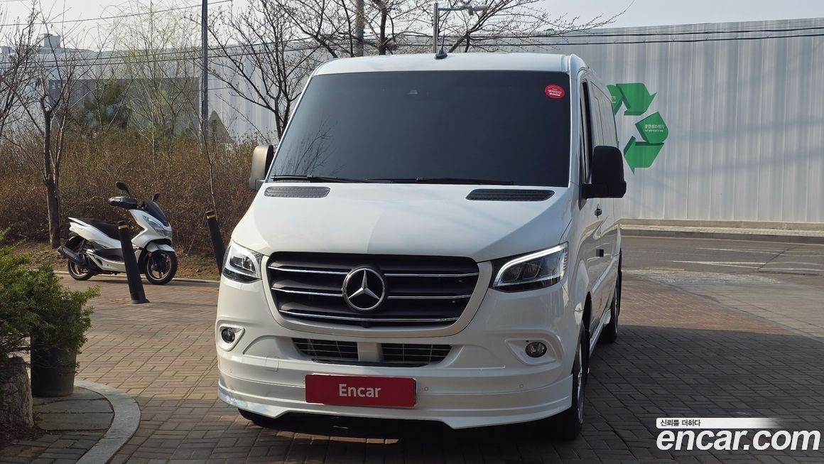 Mercedes-Benz Sprinter 2024
