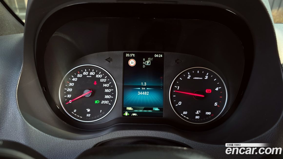 Mercedes-Benz Sprinter 2024