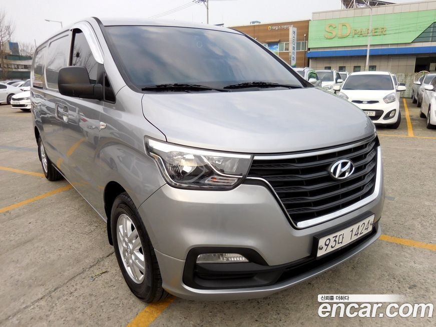 Hyundai Starex 2019