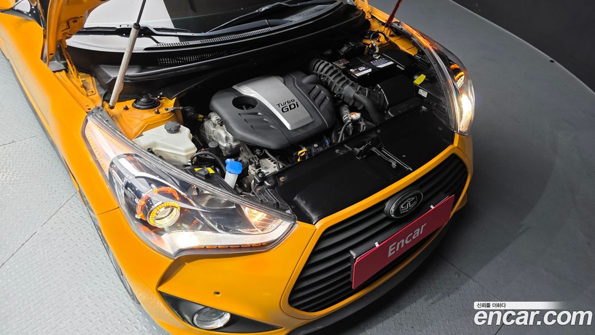 Hyundai Veloster 2015