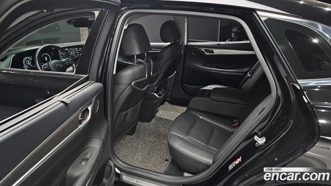 Hyundai Grandeur 2021