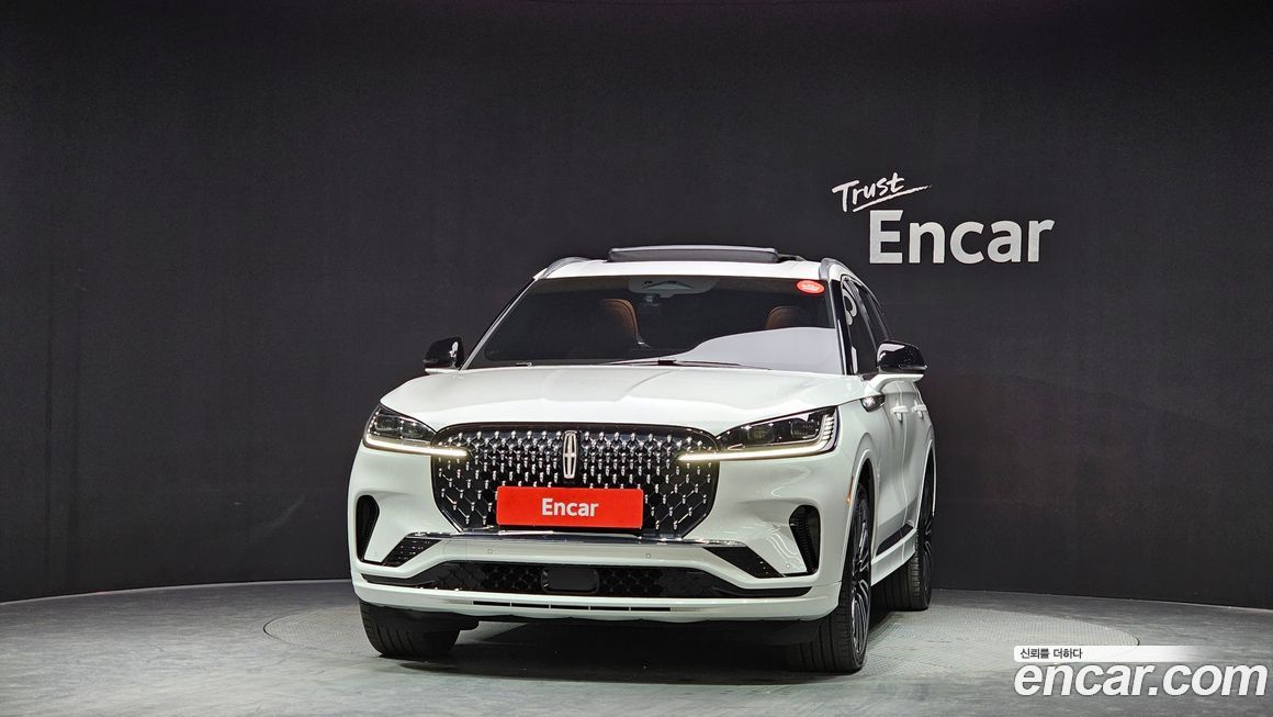 Lincoln Aviator 2025