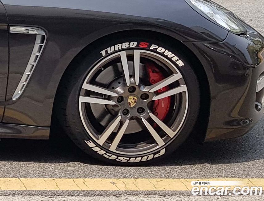 Porsche Panamera 2012