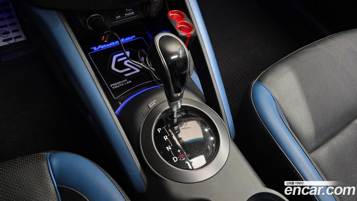 Hyundai Veloster 2015