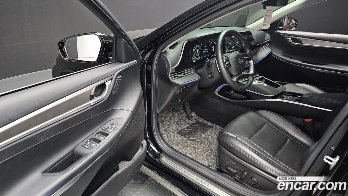 Hyundai Grandeur 2021