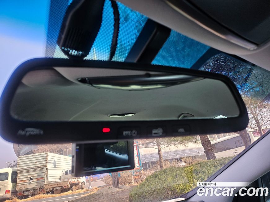 Hyundai Grandeur 2016